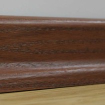 Плинтус шпонированный PolarWood PW Skirting 22x60 (дуб коньячный) (лак)