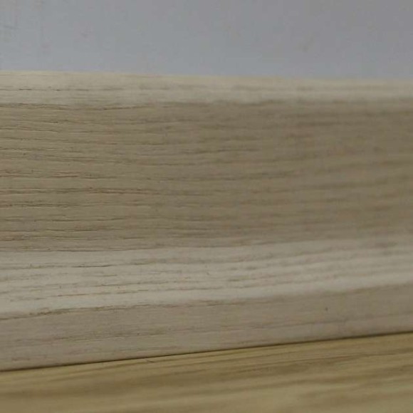 Плинтус шпонированный PolarWood PW Skirting 22x60 (ясень белый) (лак)