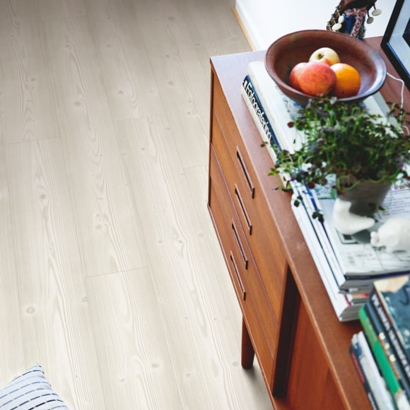 Плитка ПВХ Pergo Modern Plank Click V3131-40072 Скандинавская Белая Сосна 1510*210*4,5 (2,22) Плитка ПВХ Pergo Modern Plank Click V3131-40072 Скандинавская Белая Сосна 1510*210*4,5 (2,22)